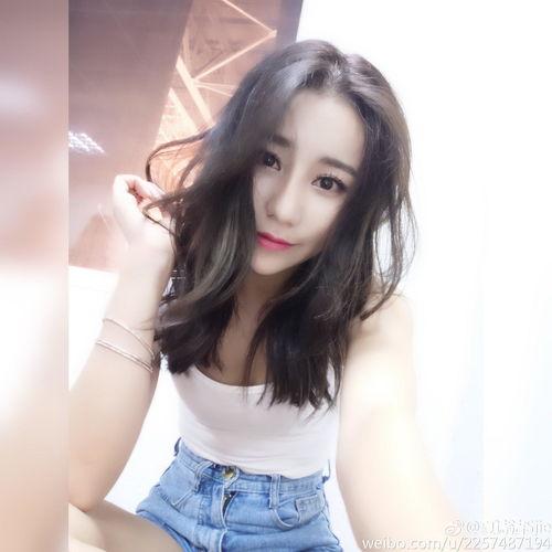 网红裸绞,揭秘网络暴力背后的心理战