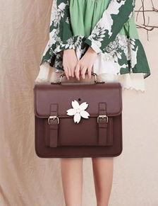 明星同款打扮图片,跟随潮流，演绎个性风采