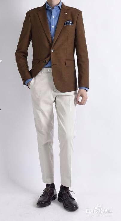 棕色西服网红款怎么搭配,演绎时尚与经典的完美融合